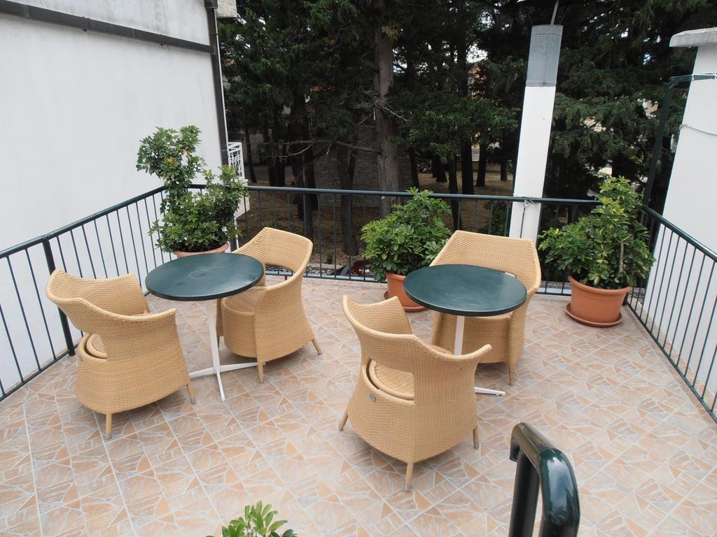 Apartment Perovic Baška Voda Εξωτερικό φωτογραφία